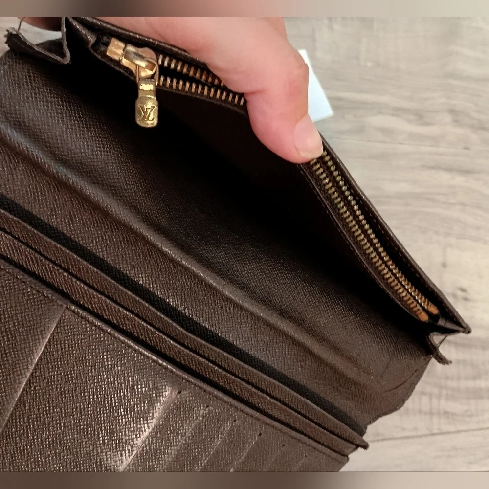 Authentic Louis Vuitton Damier Ebene Brazza Long Wallet